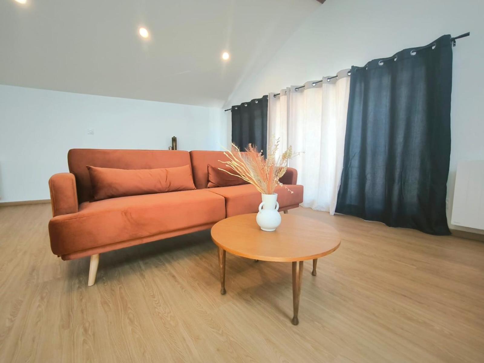 Les Tilleuls - Cnpe Bugey - Bases De Loisirs - Perouges Appartement *